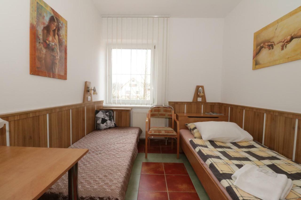 Penzion Hurka Hotell Dolni Libchavy Exteriör bild